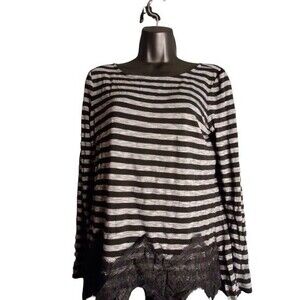 White House Black Market Long Sleeve Blk/Gray Striped Lace Hem Blouse Size Small